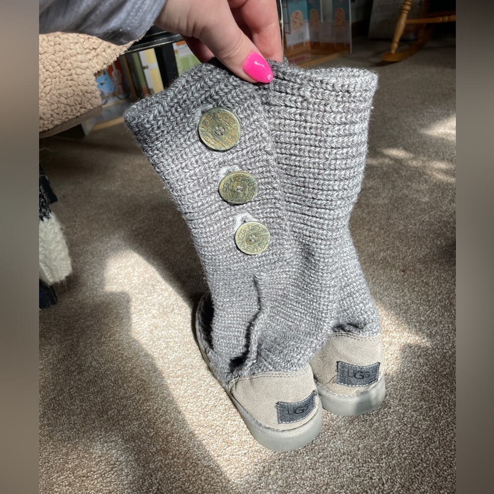 UGG boots - Picture 2 of 4